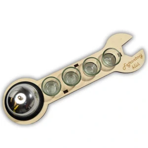 VTIPNÝ DARČEK DREVENÝ FAJRONTOVÝ KĽÚČ / 4 POHÁRIKY A ZVONČEK