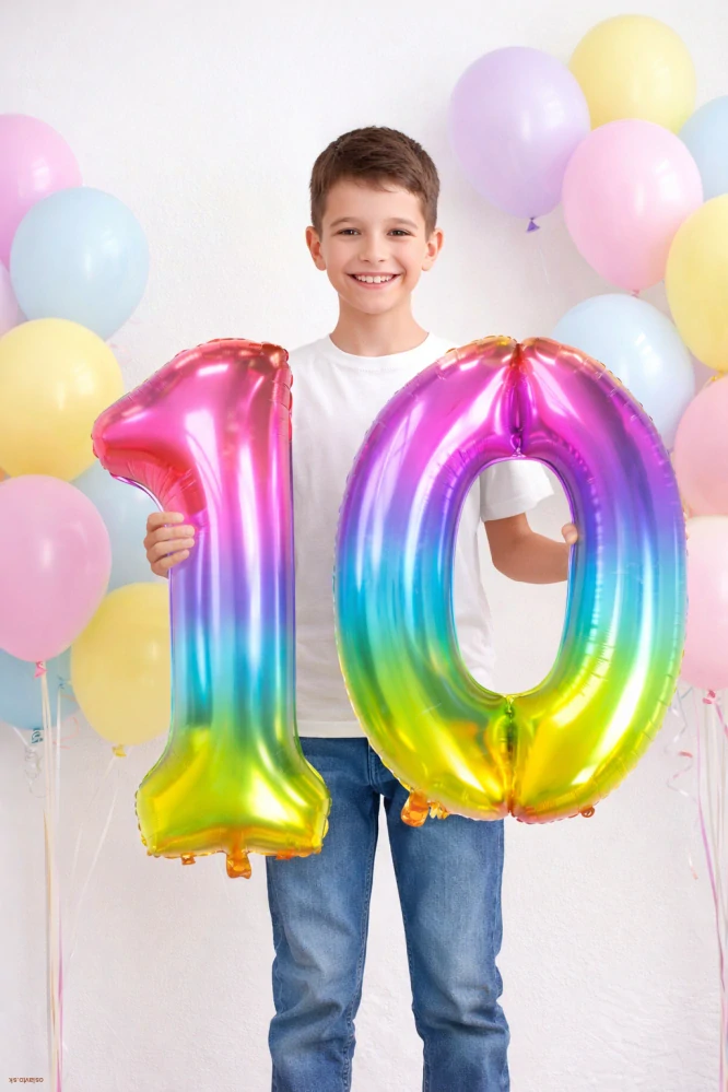 FÓLIOVÝ BALÓN / DÚHOVÝ / ČÍSLO 8 / 81 CM